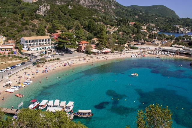 Κέρκυρα από Ηράκλειο Πάσχα 2025