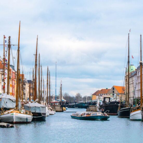 Κοπεγχάγη: Εκεί που ο Βορράς ανθίζει σε χρώματα και ιστορίες