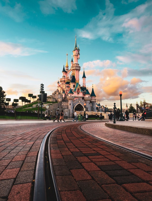 Μαγικός κόσμος της Disney Μάιος - Σεπτέμβριος