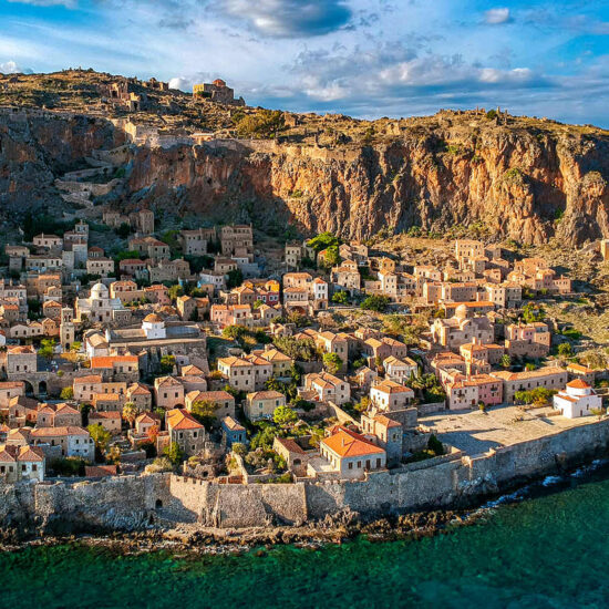 3 προορισμοί δύο με τρεις ώρες από την Αθήνα για το τριήμερο της Πρωτομαγιάς