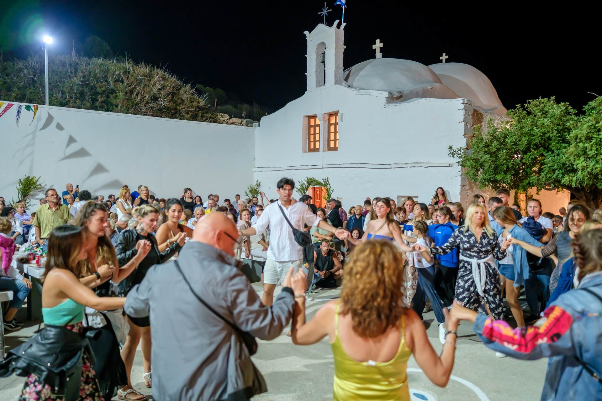 Ίος Σίκινος από Ηράκλειο Αύγουστος