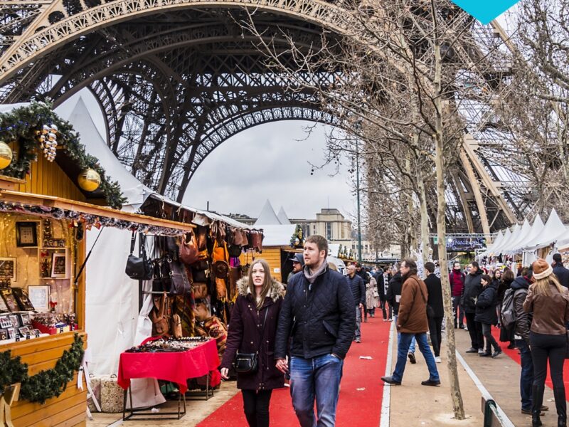 Παρίσι Χριστούγεννα Πρωτοχρονιά Φώτα 2026