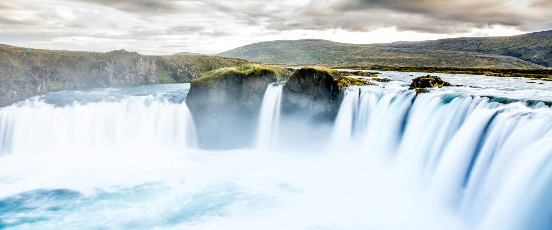 Η Ισλανδία των στοιχείων: καταρράκτες, παγετώνες και η γεύση της γης